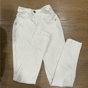 Colombian White High-Waisted Jeans